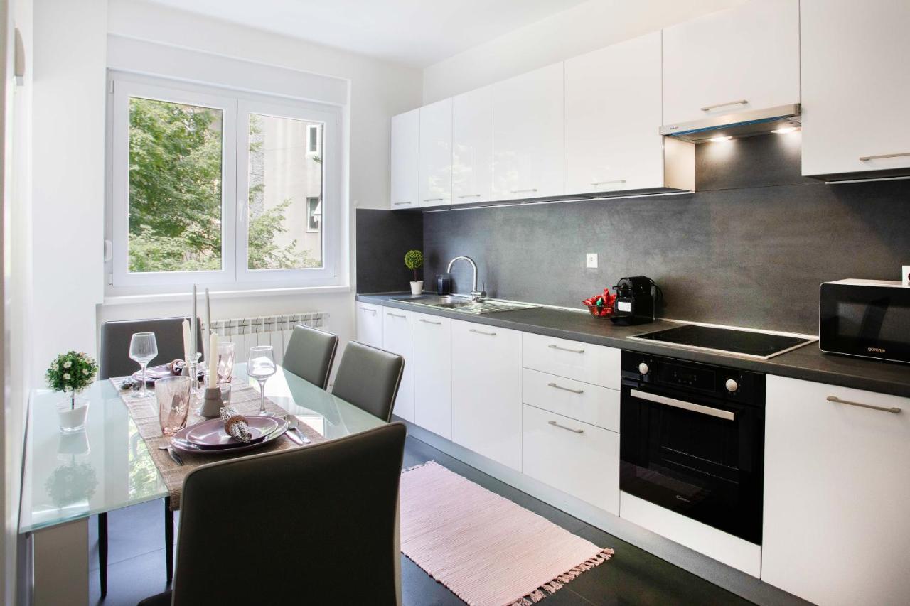 Sunny 2Bdr Apartment With A Balcony Zagabria Esterno foto