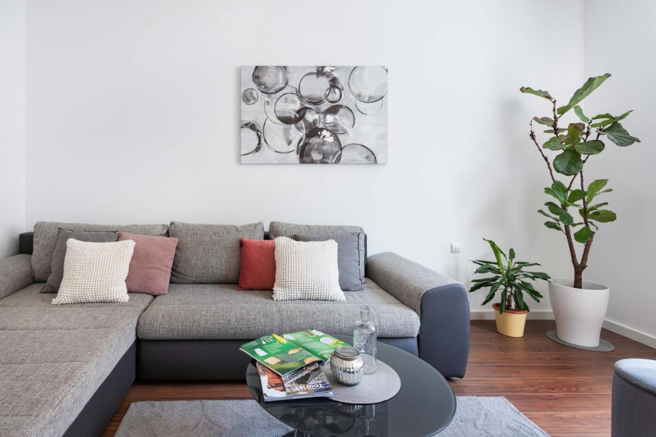 Sunny 2Bdr Apartment With A Balcony Zagabria Esterno foto