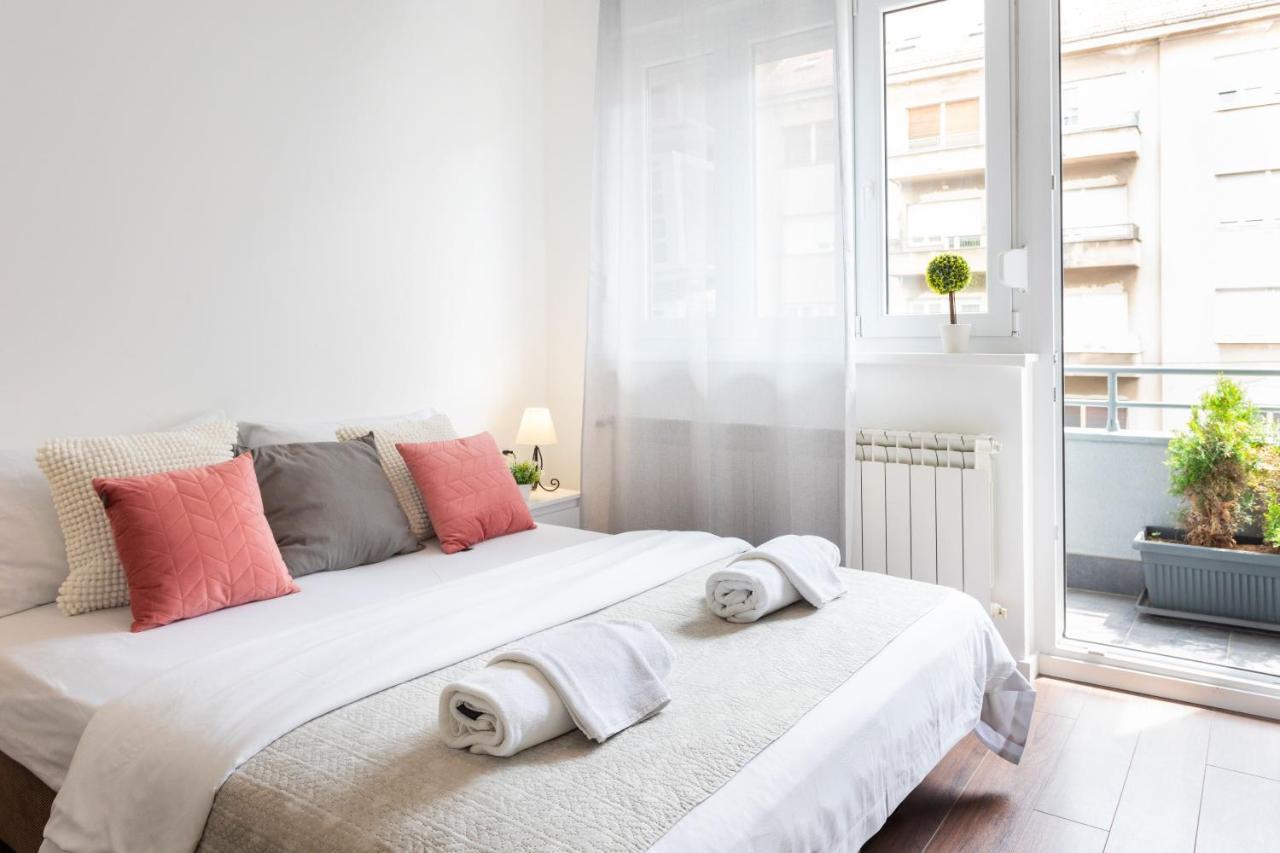 Sunny 2Bdr Apartment With A Balcony Zagabria Esterno foto